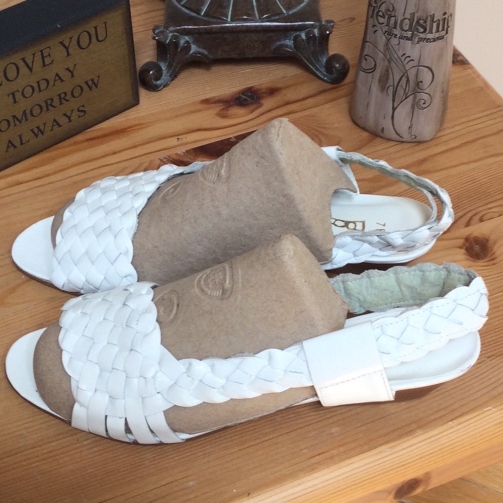 🎉SALE🎉$15 Foot Niix Brazilian Leather Made Sz 7 Sandals - Picture 5 of 8